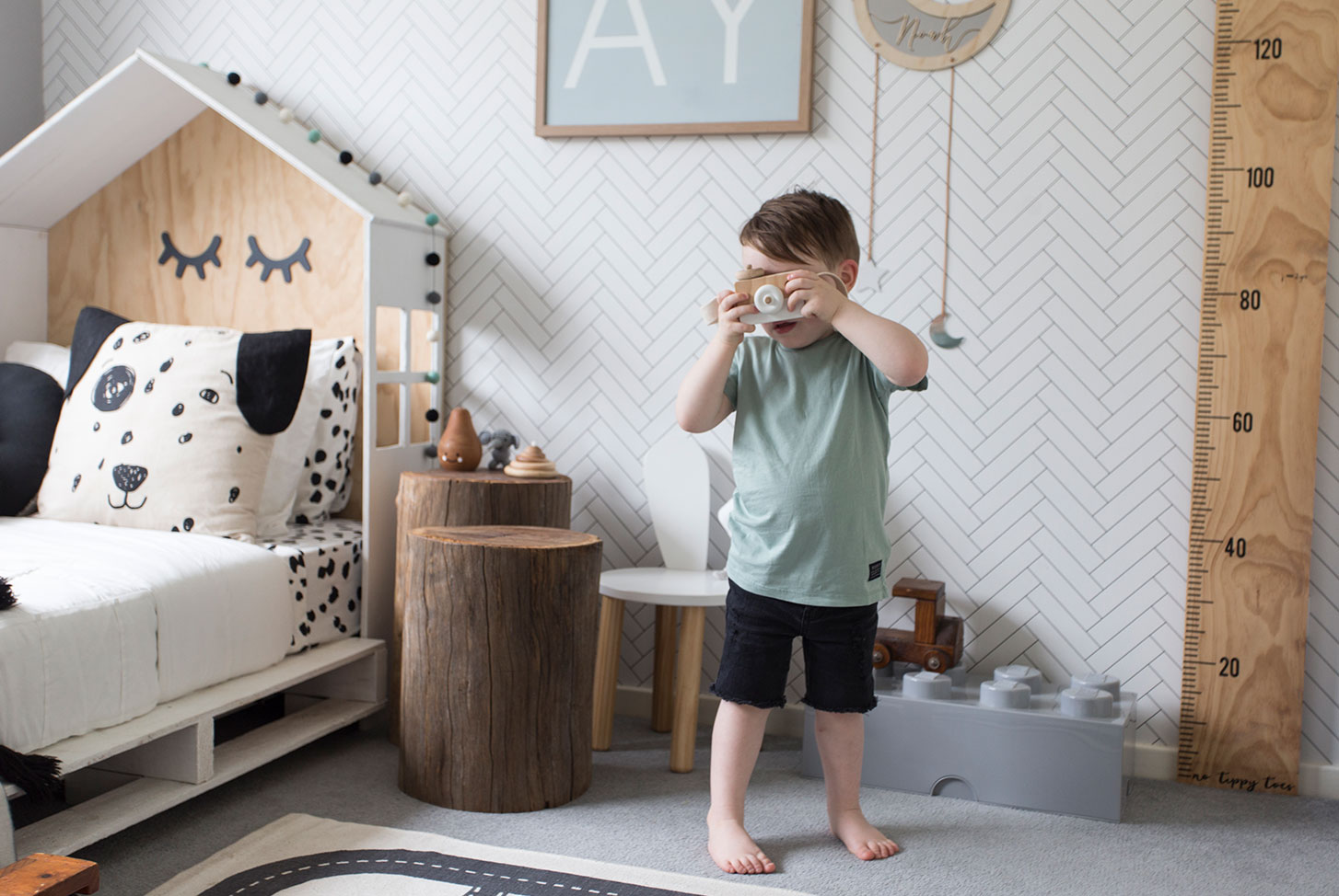 Milton King Buy Premium Designer Wallpapers Fabric Usa